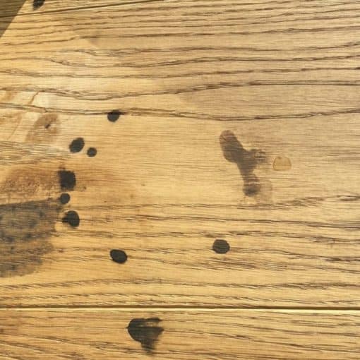 Gerbsäureflecken auf dem Parkett, Gerbsäure Flecken sind unschön auf dem Parkettboden